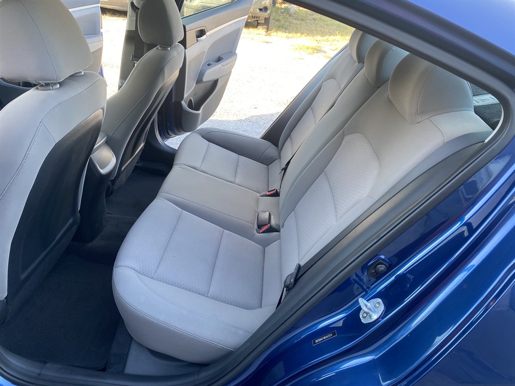 2019 Hyundai Elantra SEL - Photo 14