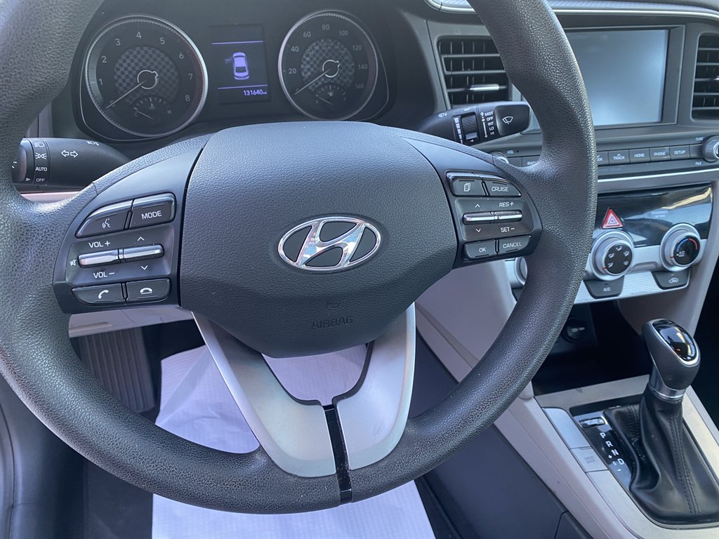 2019 Hyundai Elantra SEL - Photo 18