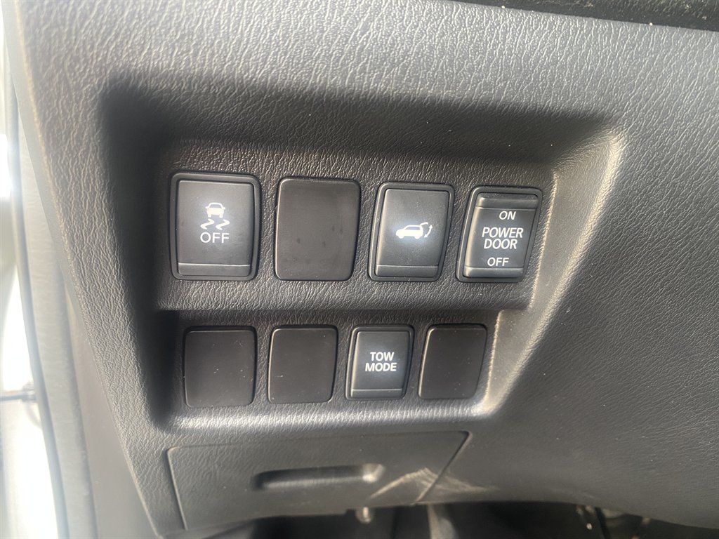 2013 Nissan Pathfinder SL - Photo 23