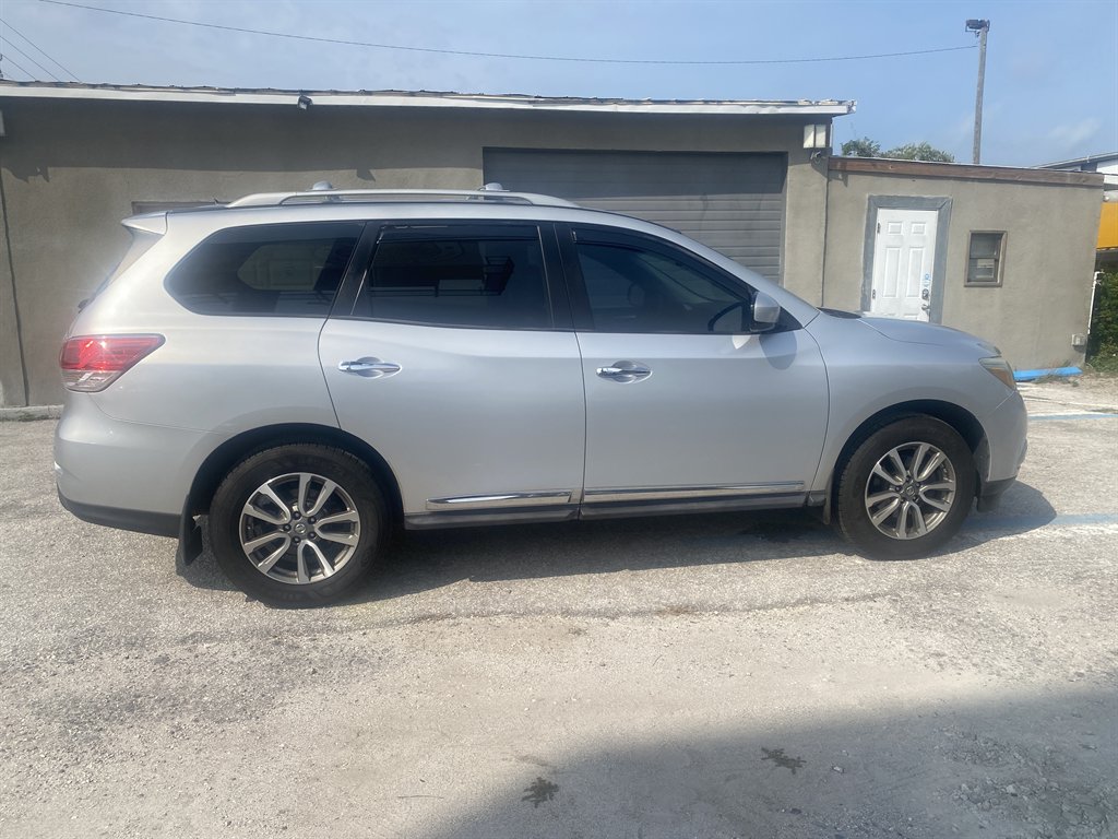 2013 Nissan Pathfinder SL - Photo 8