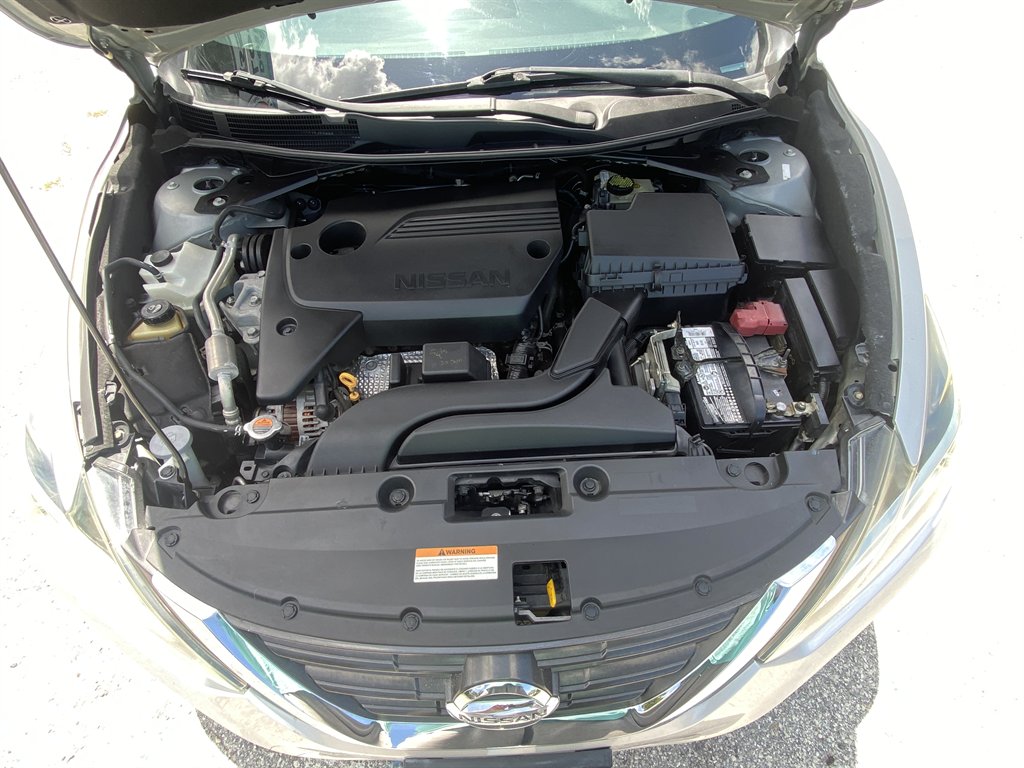 2017 Nissan Altima S - Photo 20