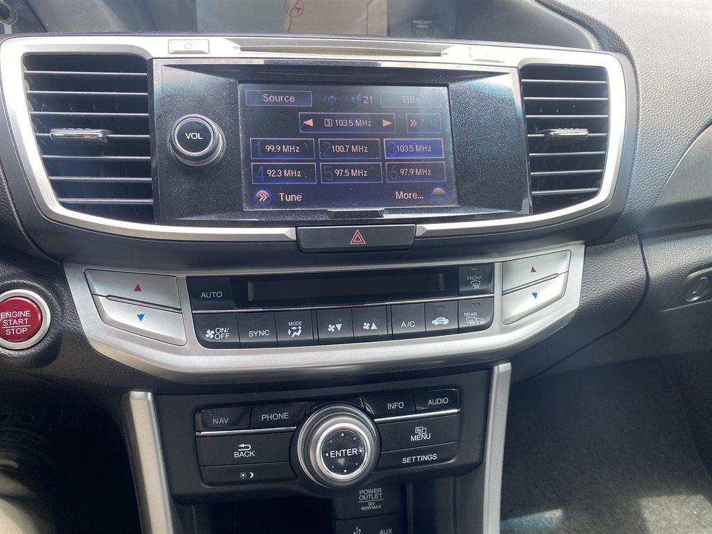 2015 Honda Accord Touring - Photo 23