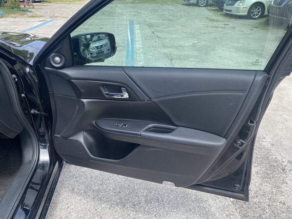 2015 Honda Accord Touring - Photo 12