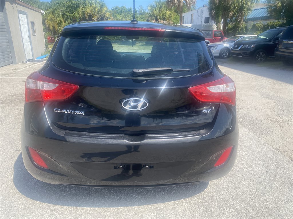 2014 Hyundai Elantra GT Base - Photo 6